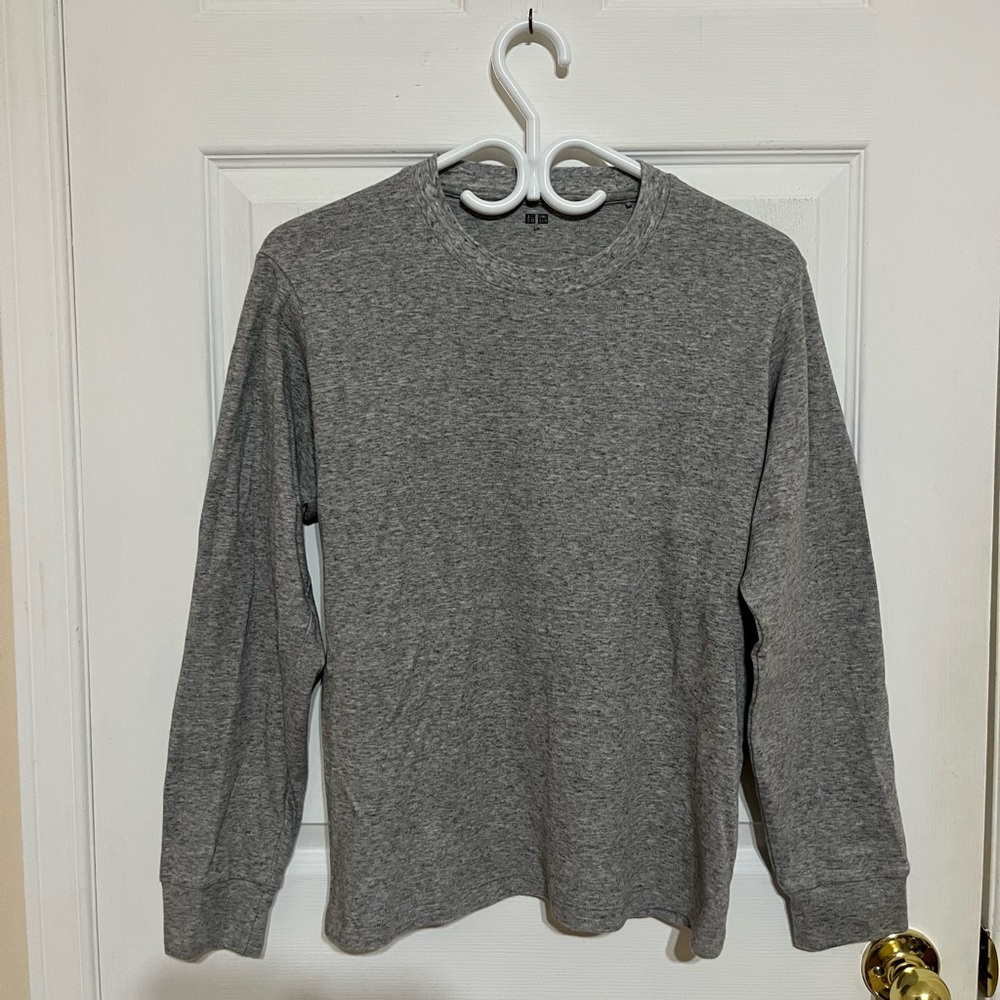 Uniqlo Long sleeve Tee